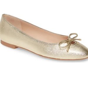 Stuart Weitzman Gabby Bow Flat in Gold